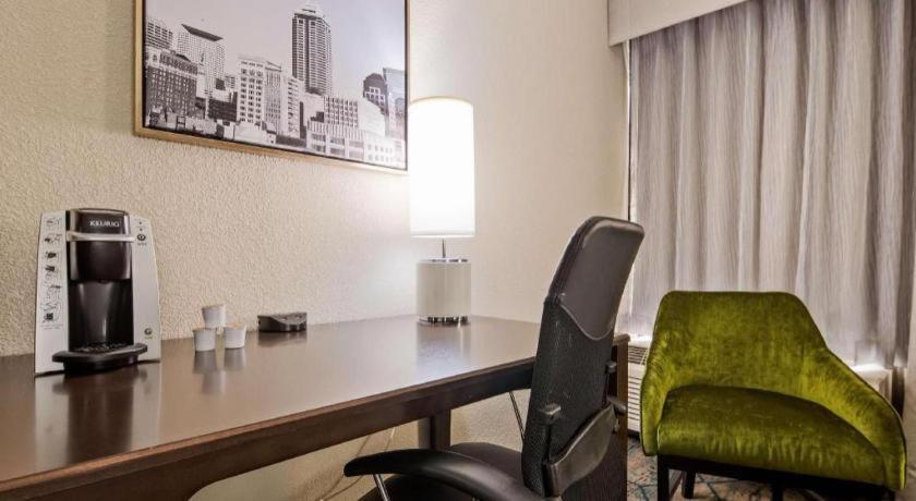 Best Western Plus Indianapolis Nw Hotel Bagian luar foto