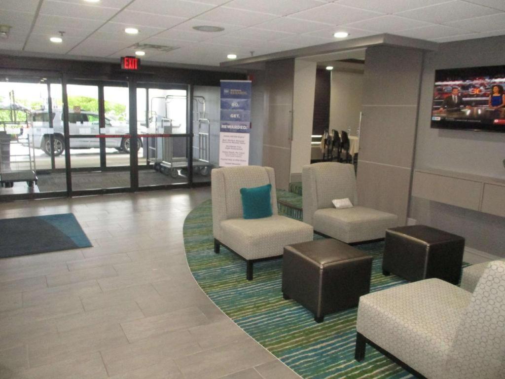 Best Western Plus Indianapolis Nw Hotel Bagian luar foto