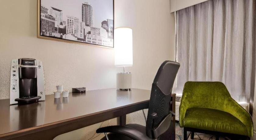 Best Western Plus Indianapolis Nw Hotel Bagian luar foto